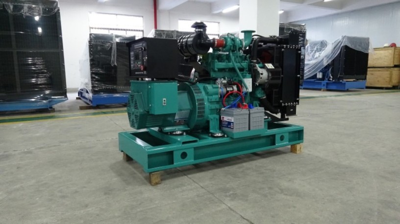 22kw-27kva-cummins-diesel-generator-set-big-0